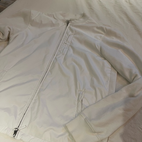 Club Monaco Bomber - Picture 5 of 5